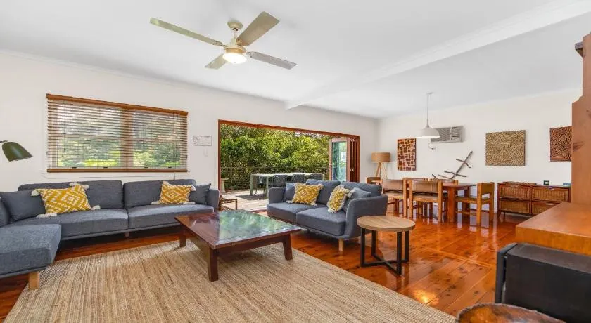 Pearl Beach Bush Retreat - Image 1