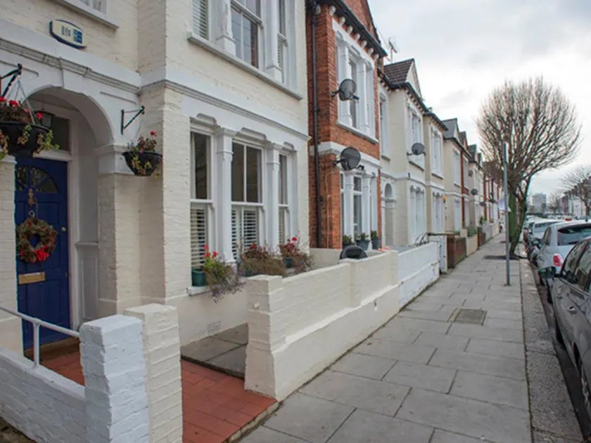 Veeve  5 Bed Family Home Tynemouth Street Fulham - Image 1