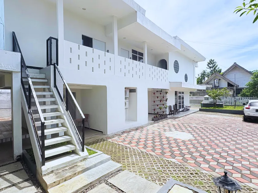 Omah Mee Homestay Jember - Image 1