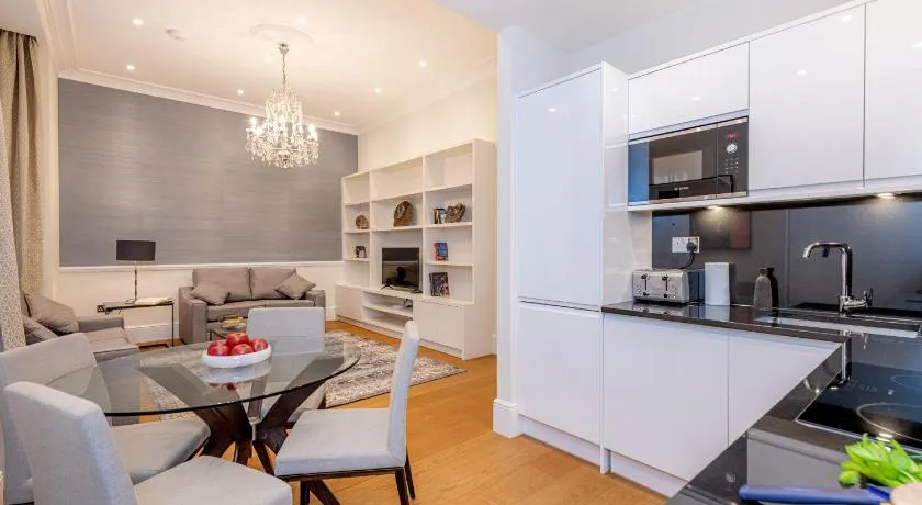 Chesham Court Knightsbridge - Image 1