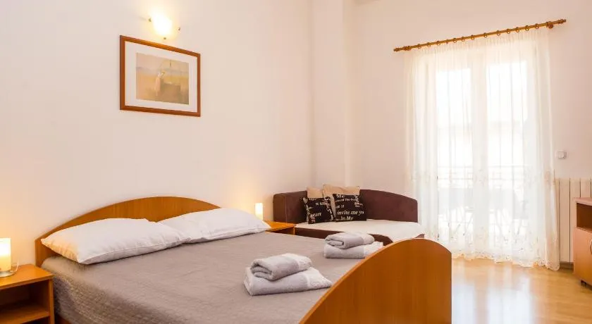 Apartments Lorena - Image 1