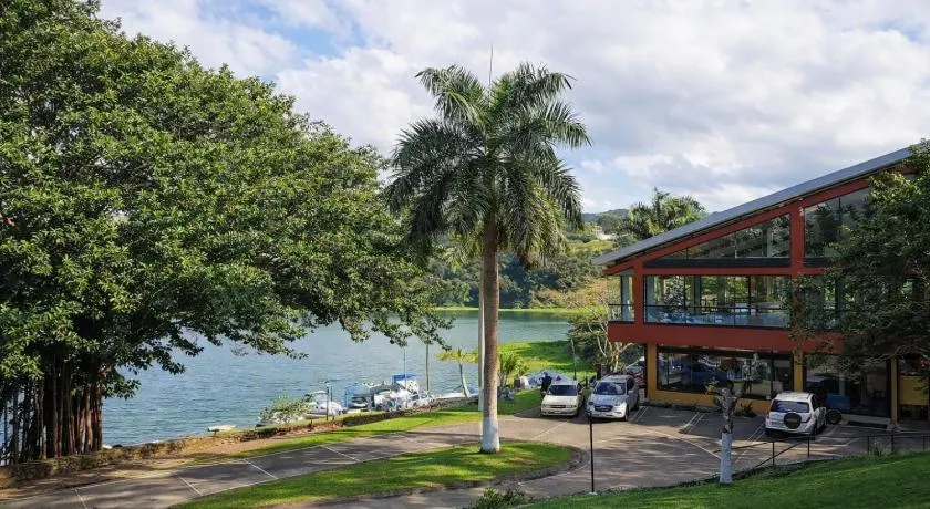 Hotel Puerto San Luis - Image 1