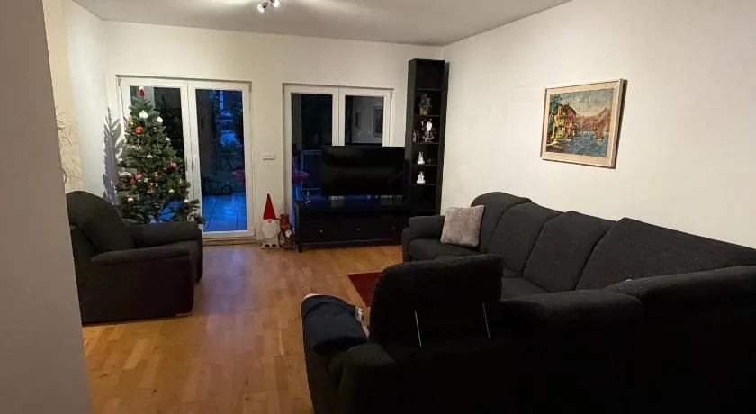 Oase mit großer Terrasse Ihr gemütliches Zuhause im Grünen nähe Köln - Image 1