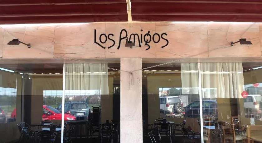 Hostal Los Amigos - Image 1