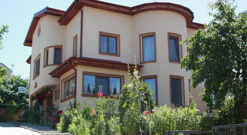 Pensiunea Kenza - Image 1