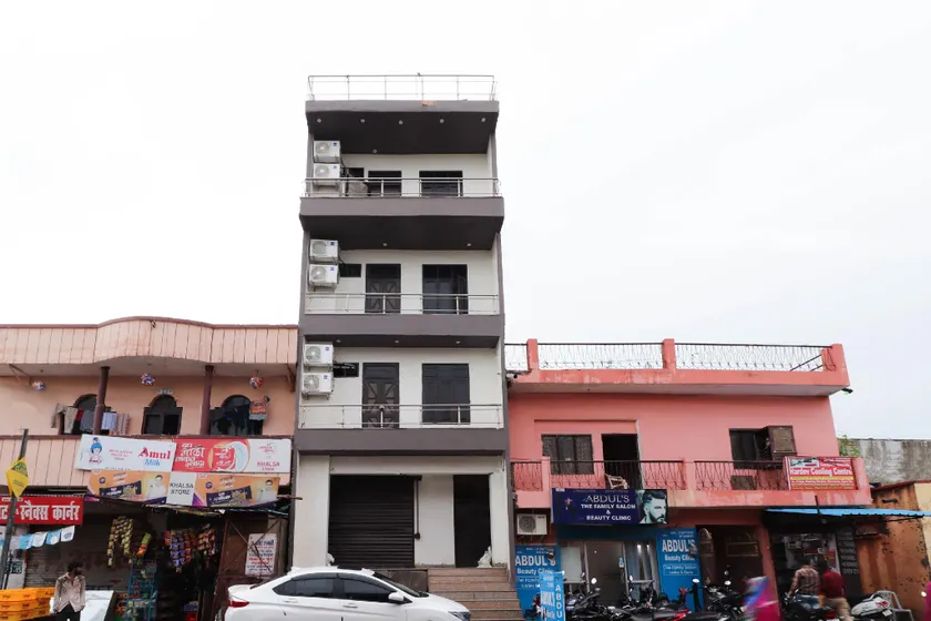 OYO 45265 Aditya Inn - Image 1