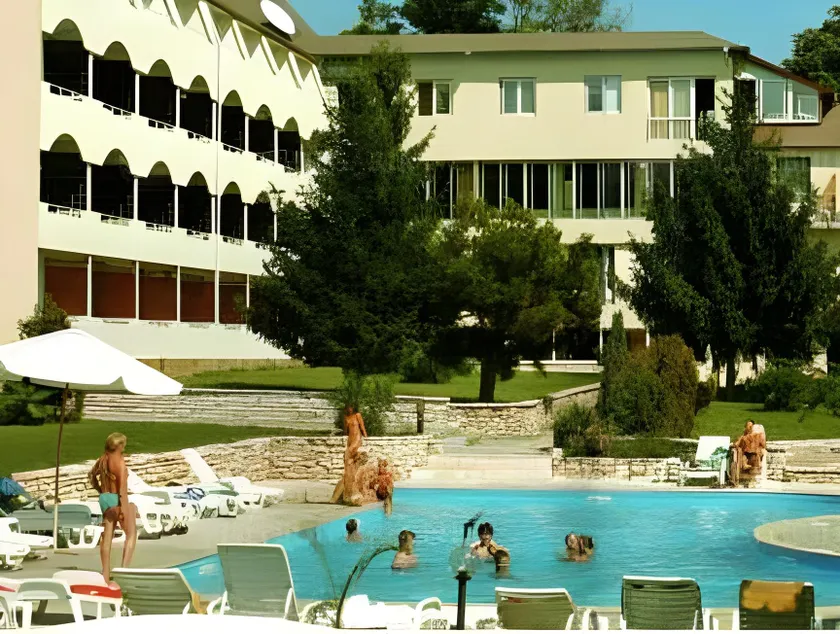 Hotel Naslada - Image 1