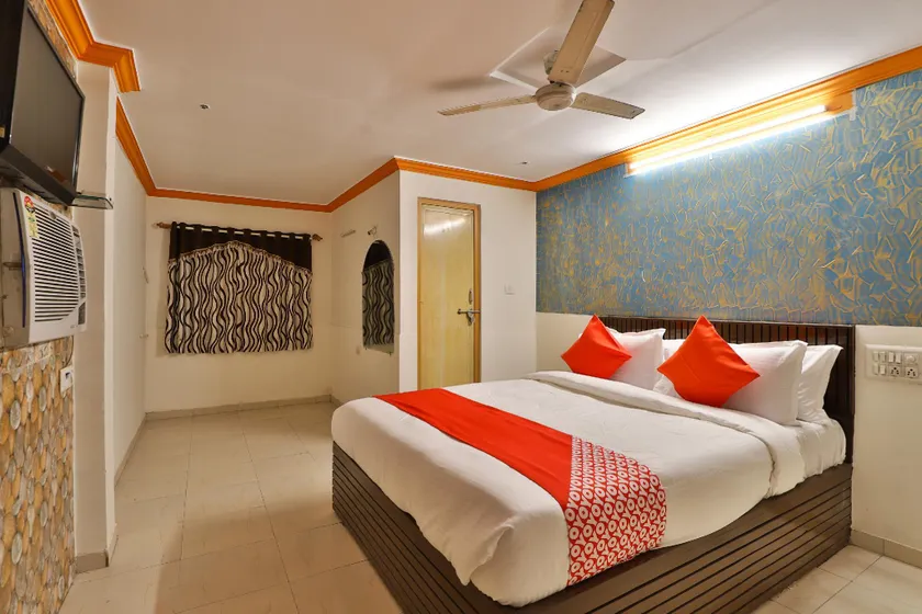 29318 hotel krishna palace - Image 1