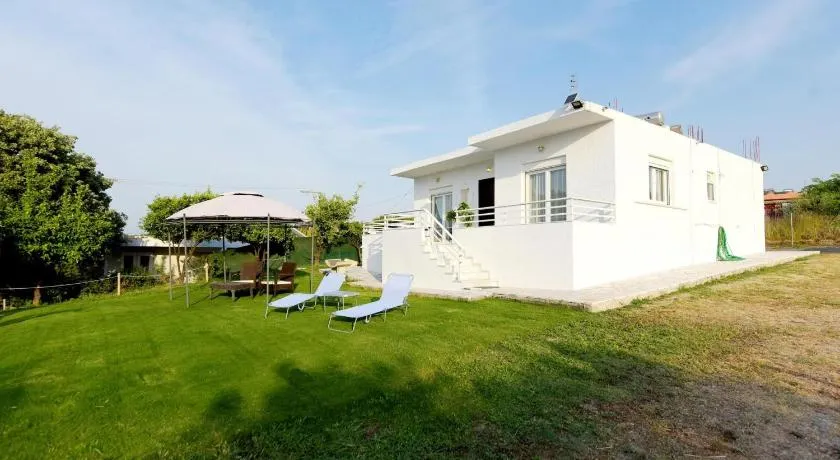 Emerald Private Villa in Kalavarda Rhodes - Image 1