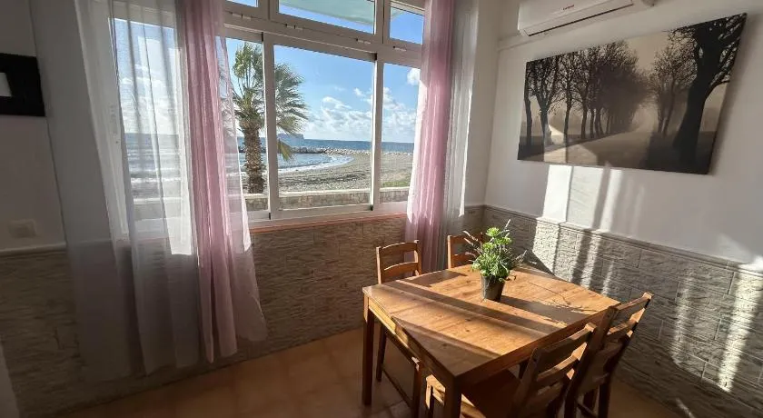 Apartamento frente al Mar - Pedregalejo - Image 1