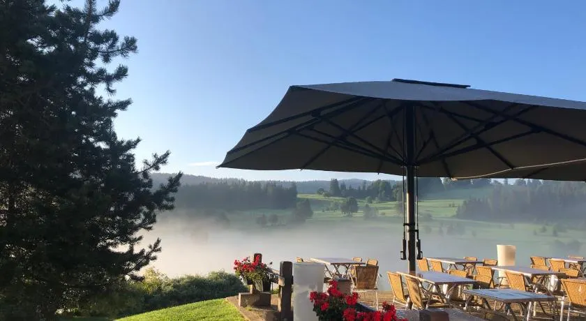 Domaine du Mont-Saint-Jean - Image 1