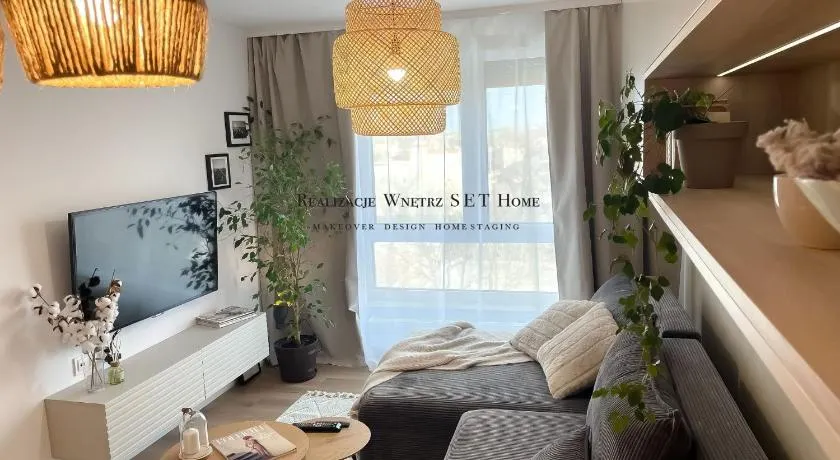 Apartament premium z widokiem na miasto - Image 1