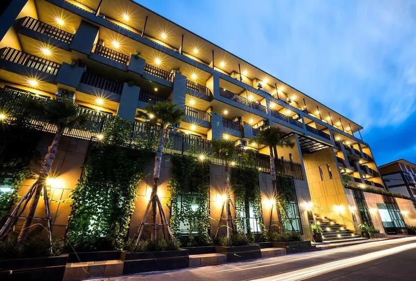 Lani Chiang Mai Hotel - Image 1