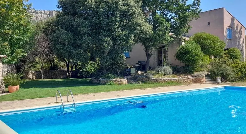Chambres Privées la Maziere en Provence - Image 1