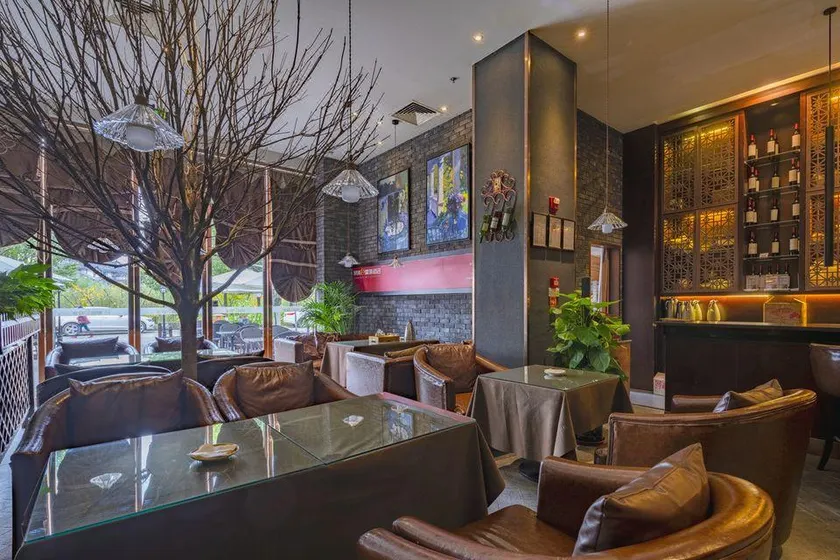 Kaidong Yunding Hotel - Image 1