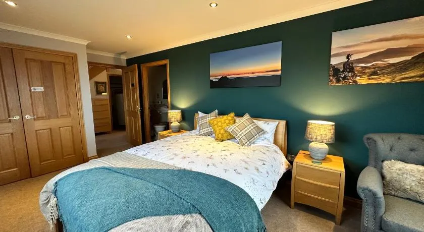 Trumpan Cottage - Image 1