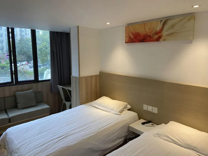 Yunfu Guest House - Image 1