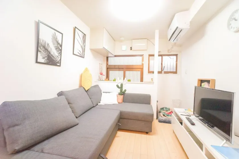 Matsuyamachi House - Image 1