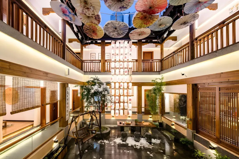 Floral Hotel Simabieyuan LiuYe Lake Shop - Image 1