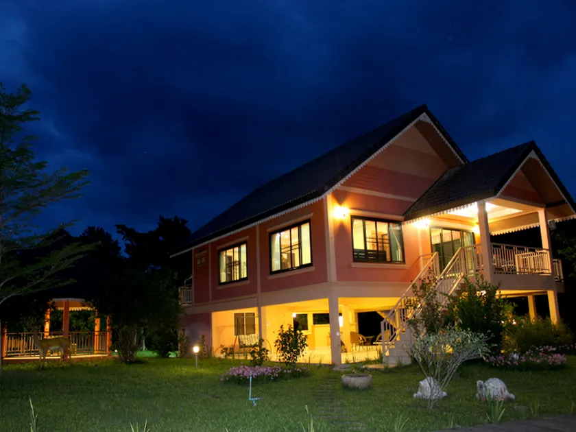 Maya Valley - Image 1