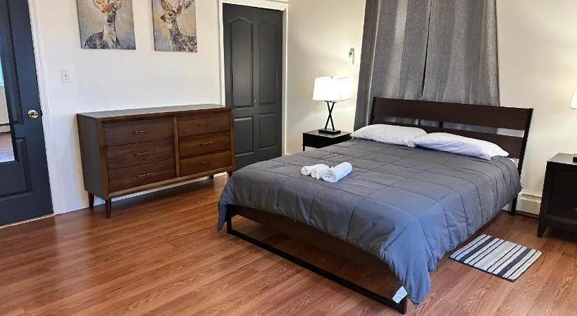Great! Private NYC Room in Sunnyside - Image 1