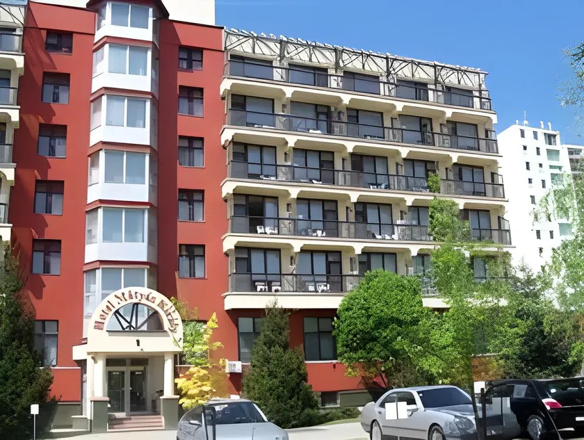 Mátyás Király Gyógy- és Wellness Hotel - Image 1