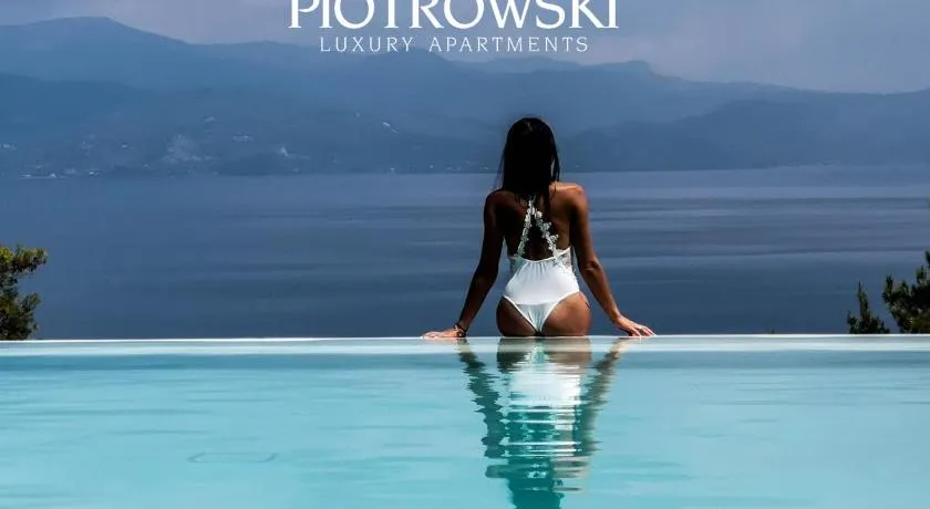 PIOTROWSKI APARTMENTS - Image 1