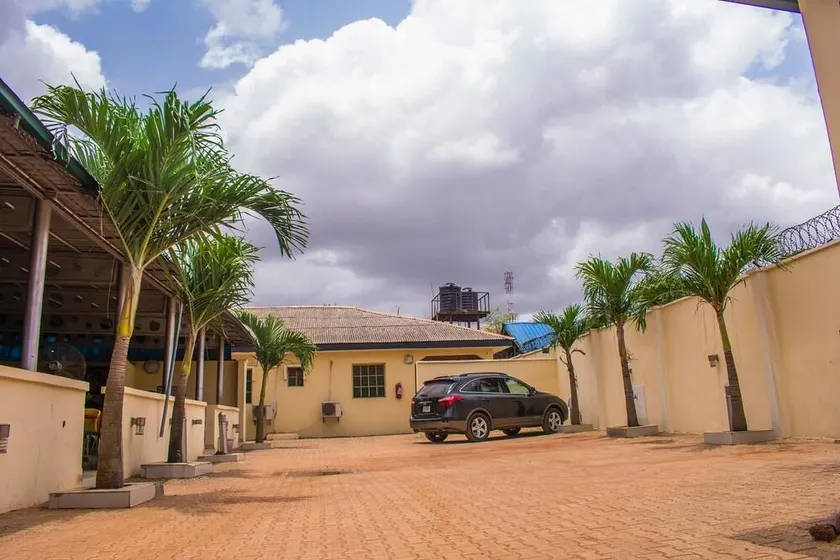 Taverna Guest House - Image 1