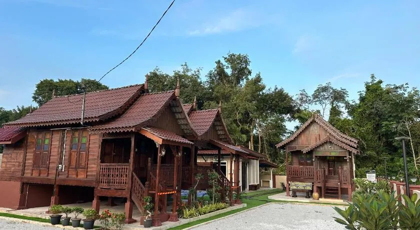 Homestay Singgah Keluarga Warisan Abg Tam - Image 1