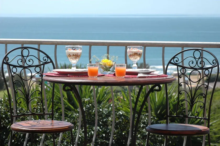 Sea Whisper Guest House - Image 1