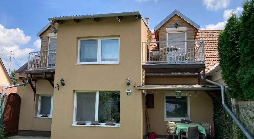 Rabbit apartman - Image 1