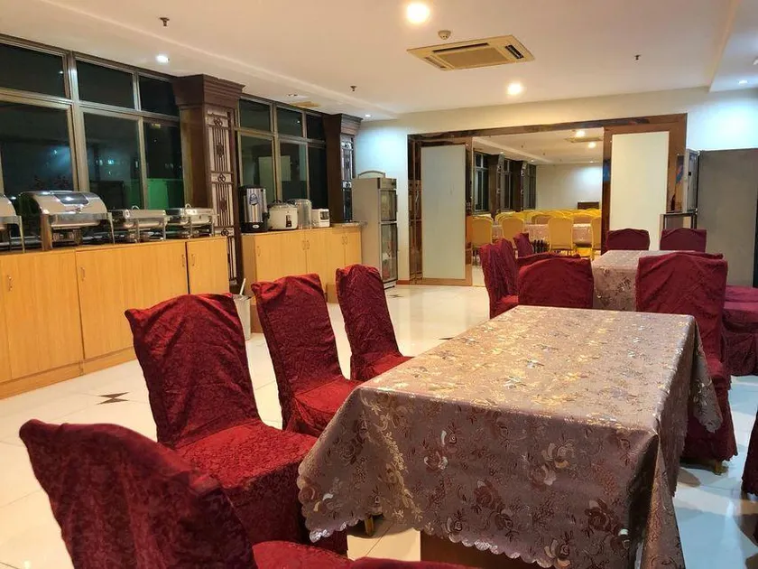 Haitao Hotel (Zhaoqing Seven Star Rock Archway Scenic Spot) - Image 1