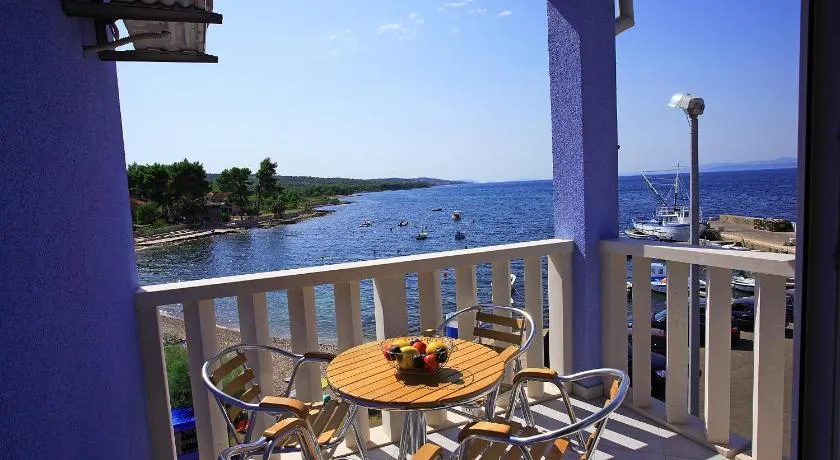 Aparthotel Marina Gromela - Image 1