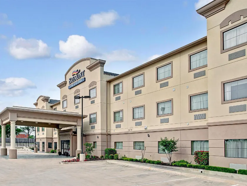 Best Western Decatur Inn - Image 1