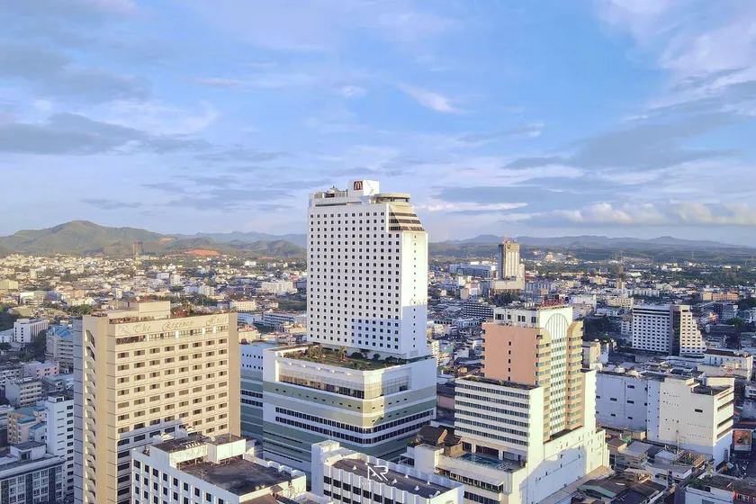 Lee Gardens Plaza Hotel - SHA Plus - Image 1