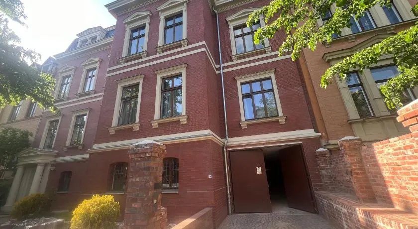 Deluxe Apartments mit Arbeitsplatz im Denkmalhaus, beste und ruhige zentrale Lage von Halle Saale WE1 - Image 1