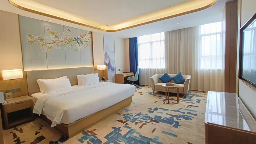 Huanjiang Yulanting International Hotel (Maonan Jin Street) - Image 1