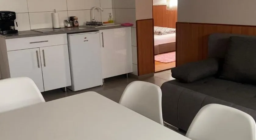 Zaira Apartman - Image 1
