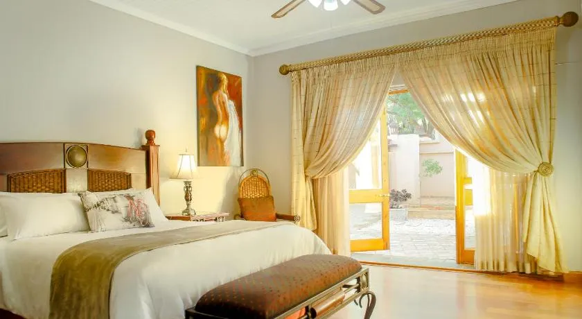 Deale Road Guesthouse - Image 1