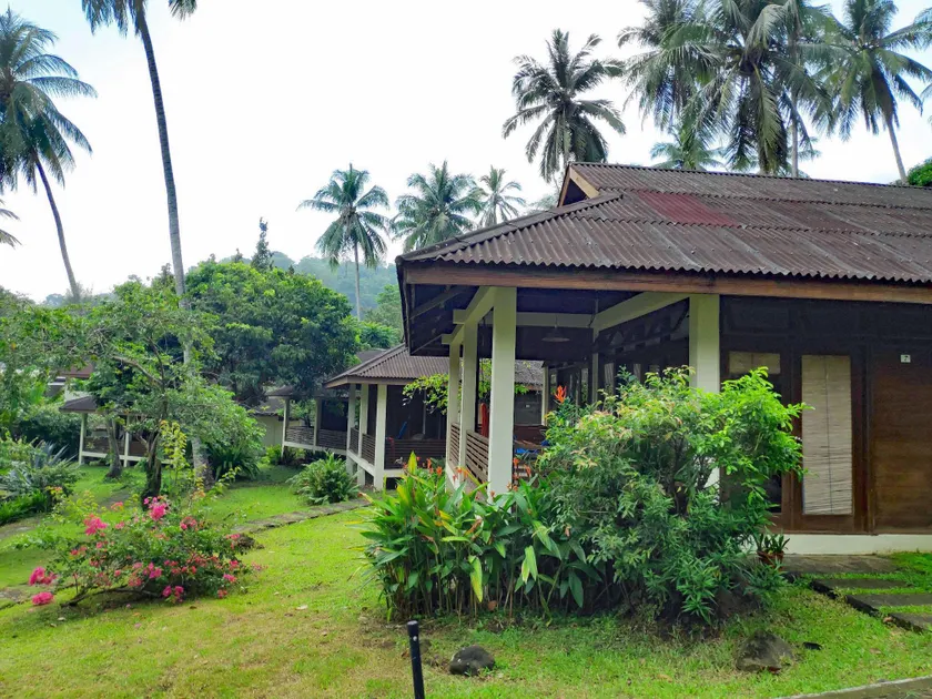 Lumba Lumba Diving Centre & Beach Resort - Image 1