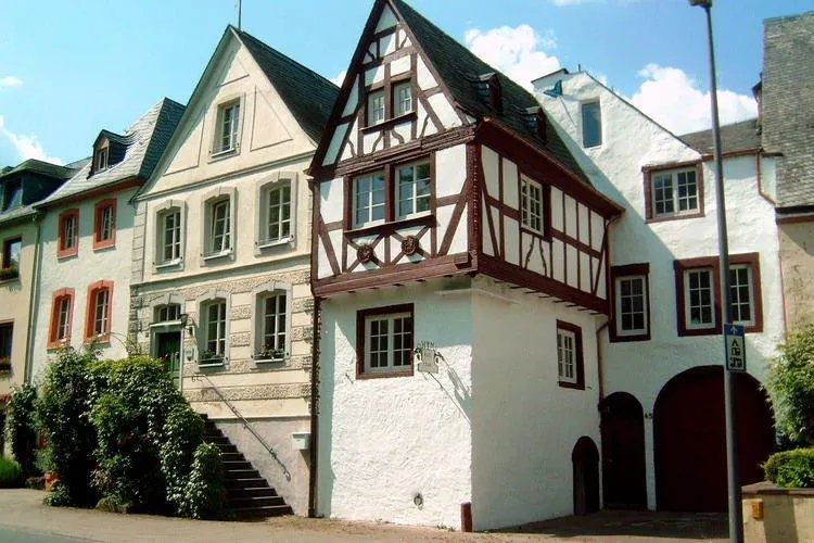 Stylish Holiday Home in Bernkastel-kues Germany Near Forest - Image 1