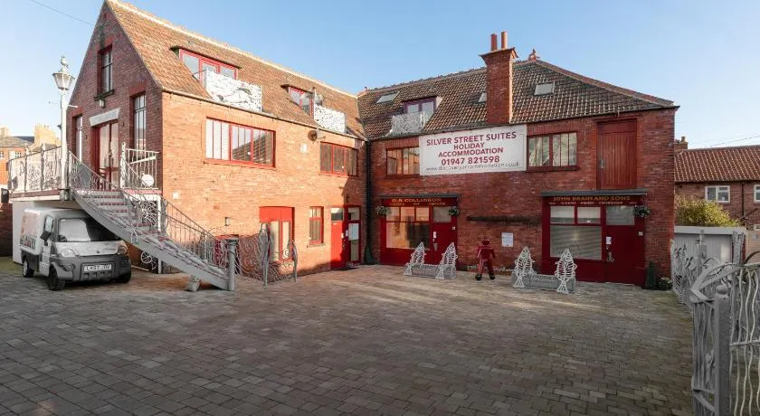 Silver Street Suites - Image 1