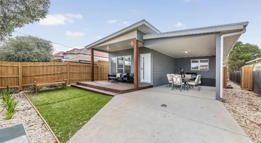 5B Genesta Street, Cowes - Image 1