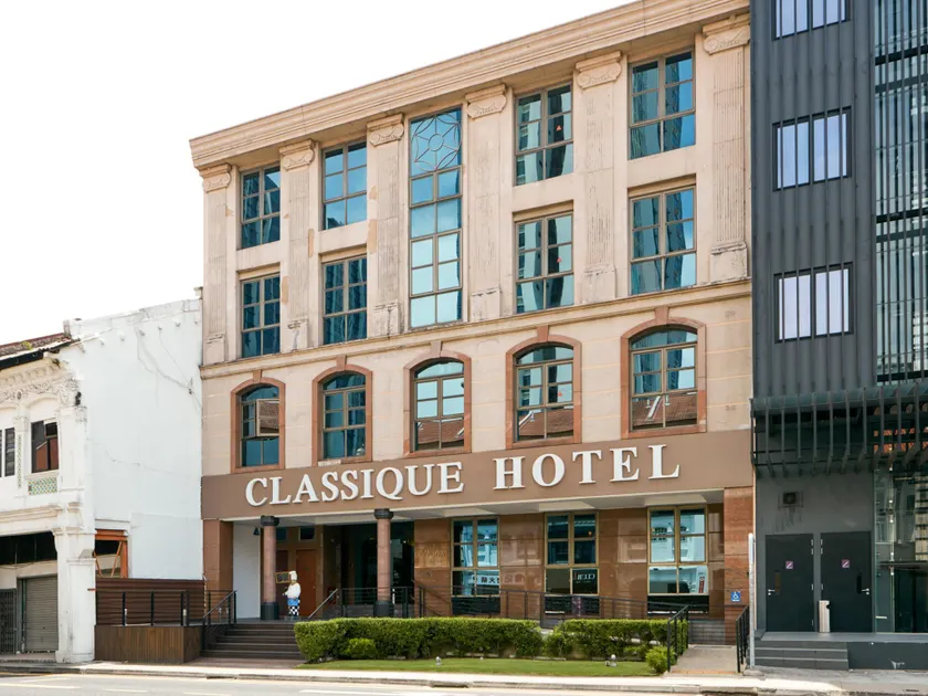 Classique Hotel - Image 1