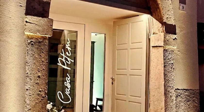 Casa Pitem - Image 1