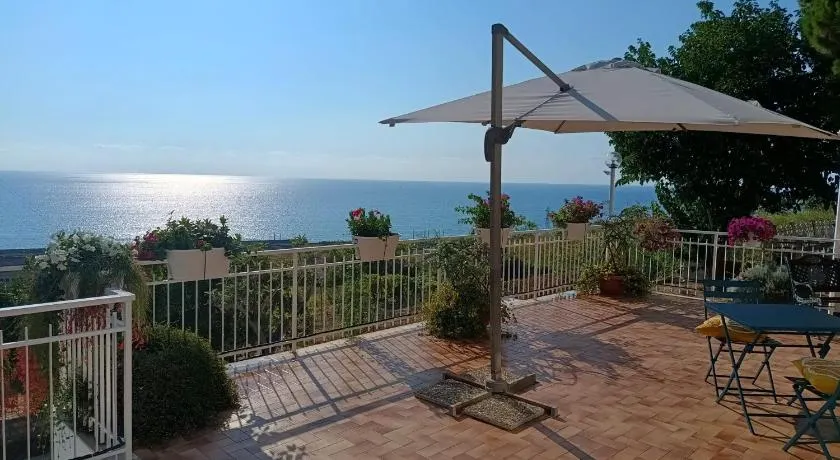 Margareth suite and terrace - Image 1