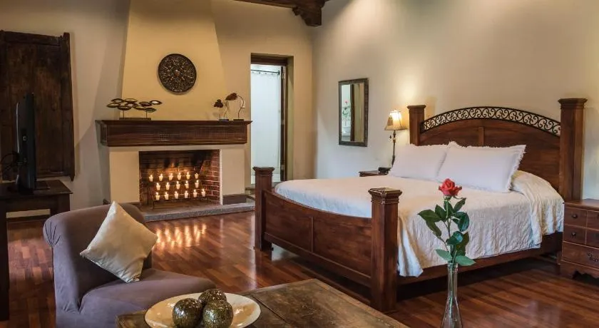 Casa Santa Rosa Hotel Boutique - Image 1