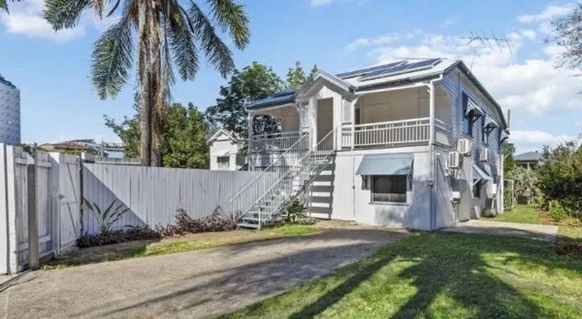197 Shafston Ave Kangaroo Point QLD 4169 - Image 1