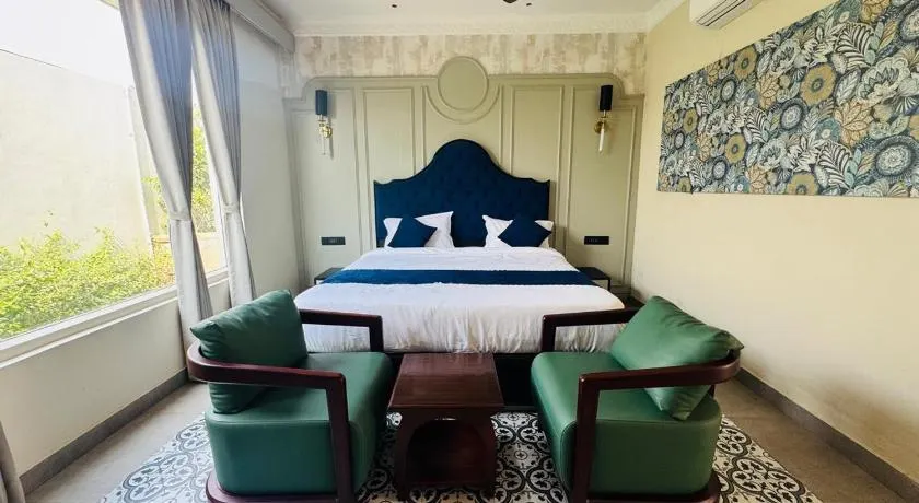 Hotel Lotus castle - Image 1