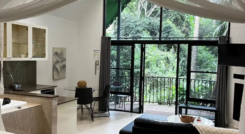 Gallery Walk Chalets - Tamborine Mountain - Image 1